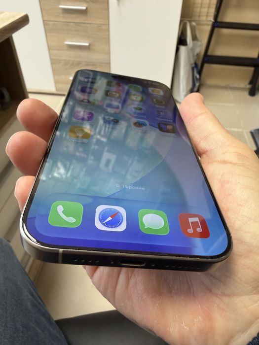 iPhone 16 Pro Max 256gb - 100% battery, без забележки