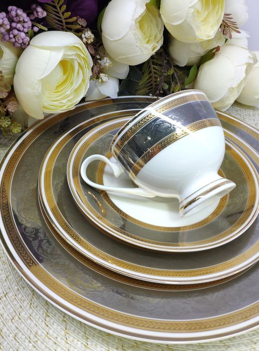 Набор столового сервиза. Франция