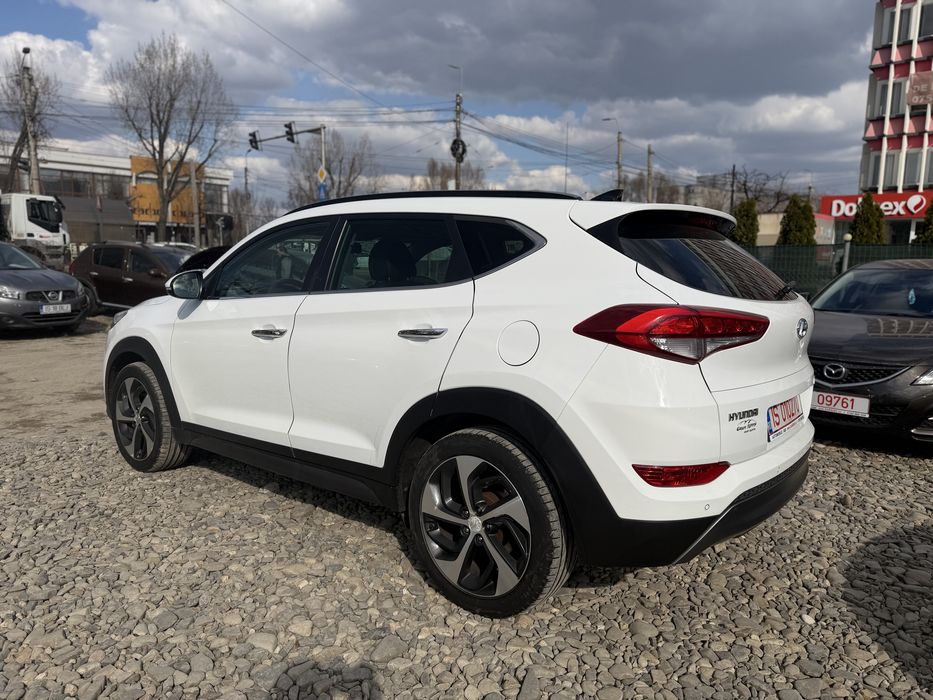 Hyundai Tucson Executive 2.0crdi - toate optiunile, garantie, rate!