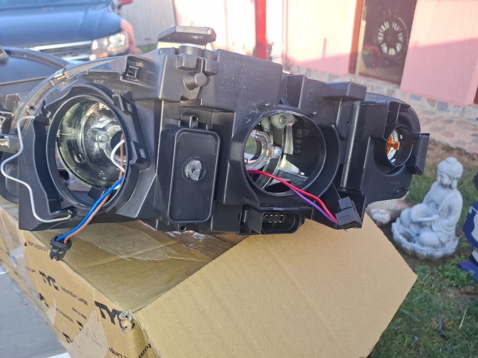 Faruri Noi Audi A4 B7