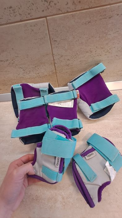 Genunchiere, cotiere