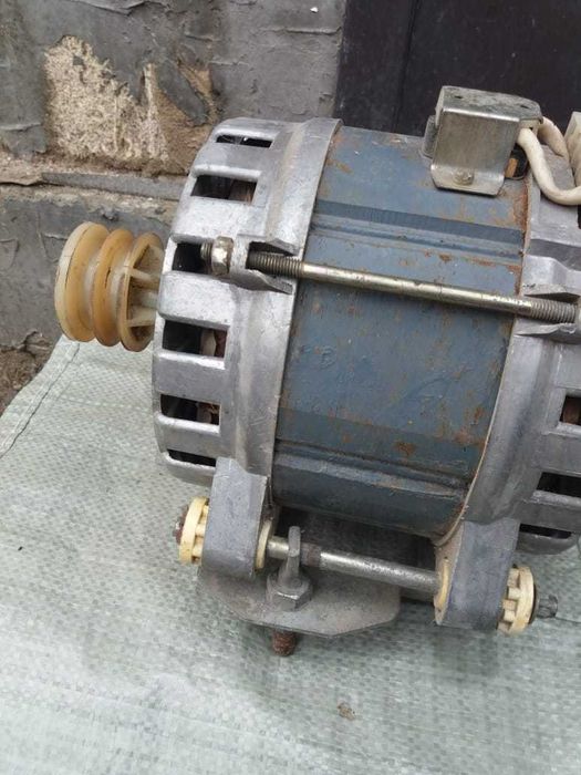 Электродвигатель