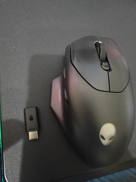 Безжична геймарска миша Alienware aw620m