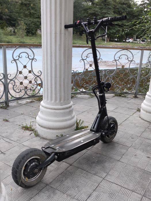 Электросамокат dualtron victor