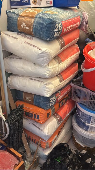 Остатки от оемонта .Смеси