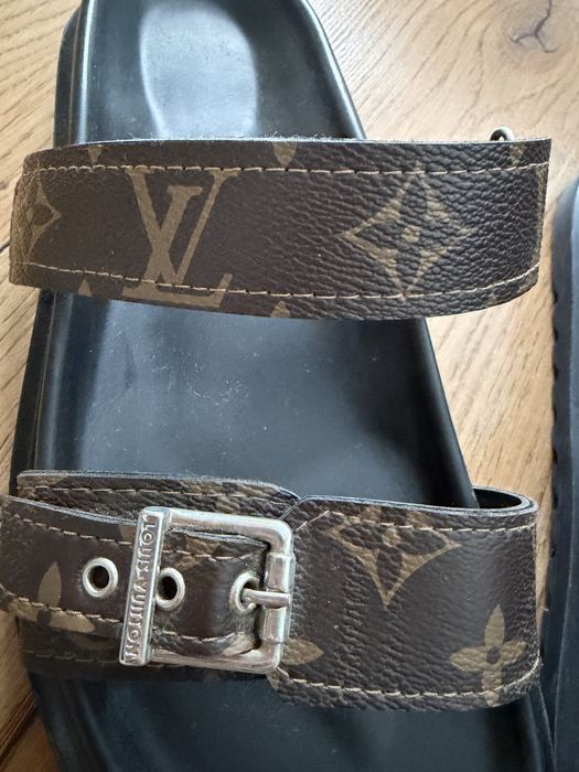 Louis Vuitton - чехли