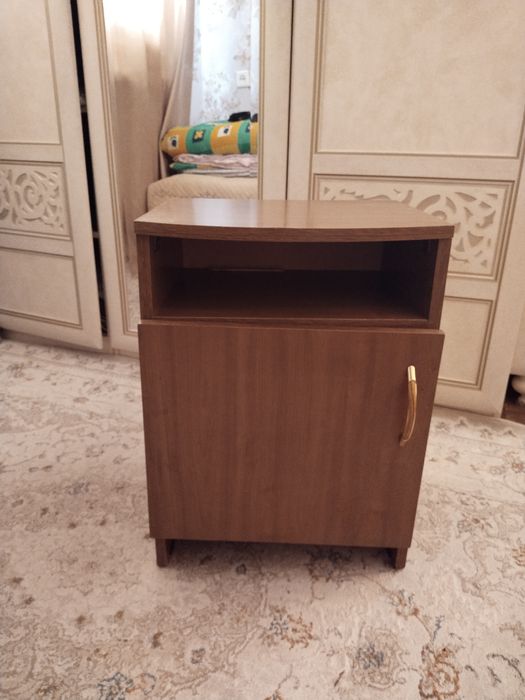 Продаю тумбочки для спальни