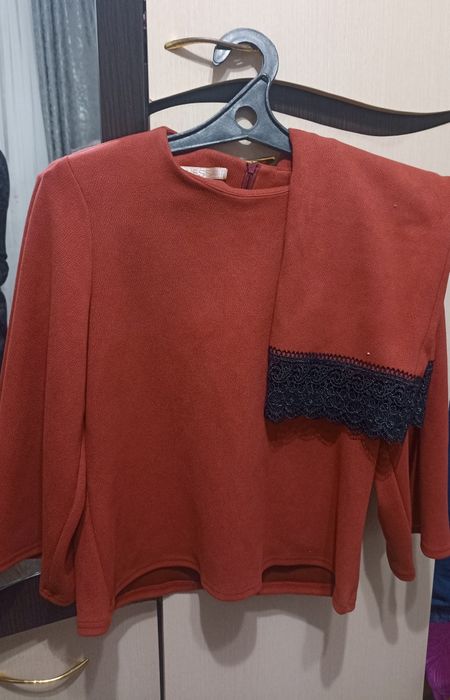 Кофта с юбкой,  платья