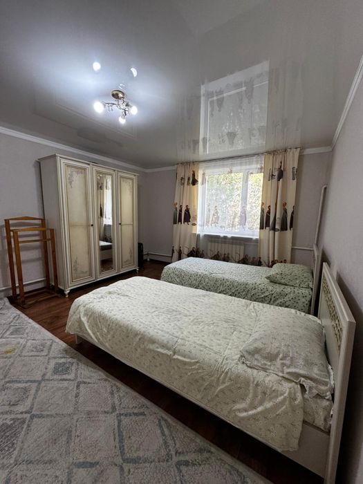 Б. Абая 60/1 жер үй сатылады,.