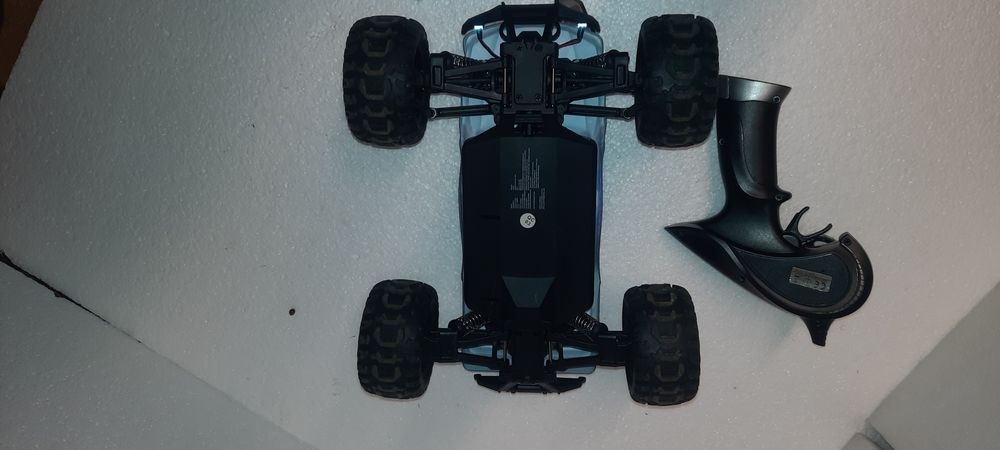 Masinuta Rc cu telecomanda