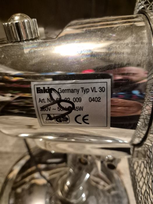 Ventilator de podea.