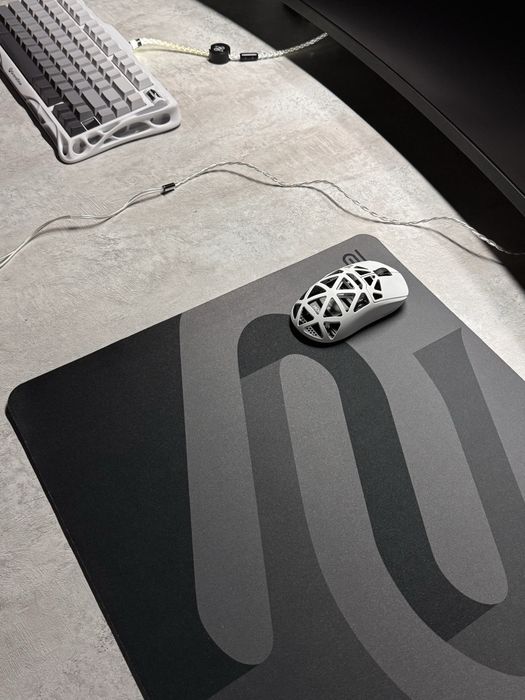 Коврики ZOWIE разных видов