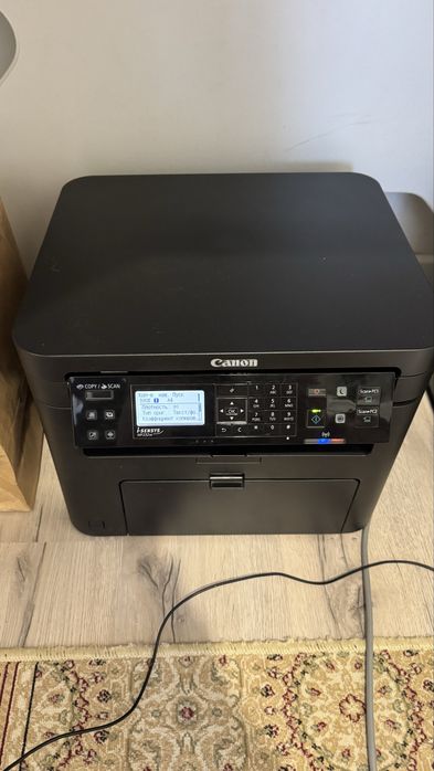 Продам принтер МФУ 3 в 1 Canon mf232w