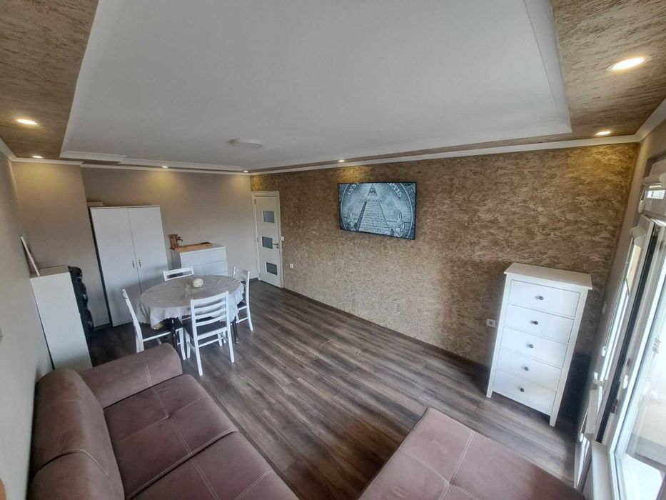 Продава се Тристаен апартамент в Хасково, Бадема - 65 кв.м за 1539 €/кв.м - Снимка #2