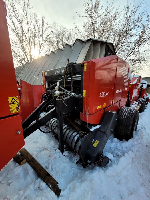 Пресс-подборщик Вельгер ар52