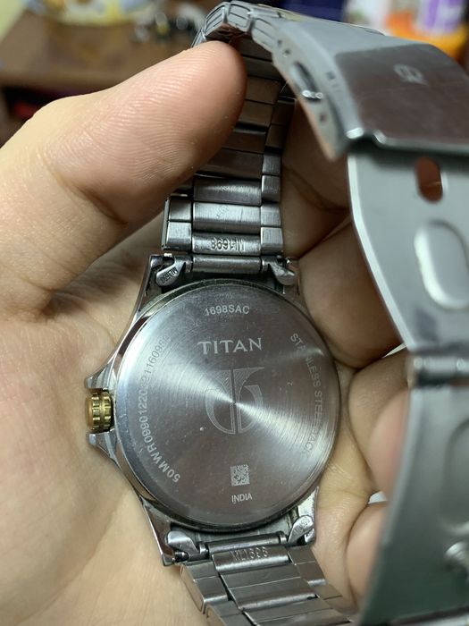 продаю часы