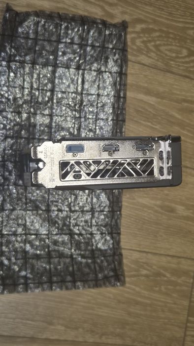 SAPPHIRE PULSE RX9060XT 16GB OC + гаранция