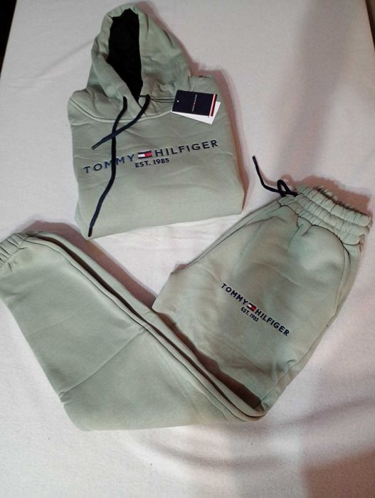 Дамски екипи ,вата