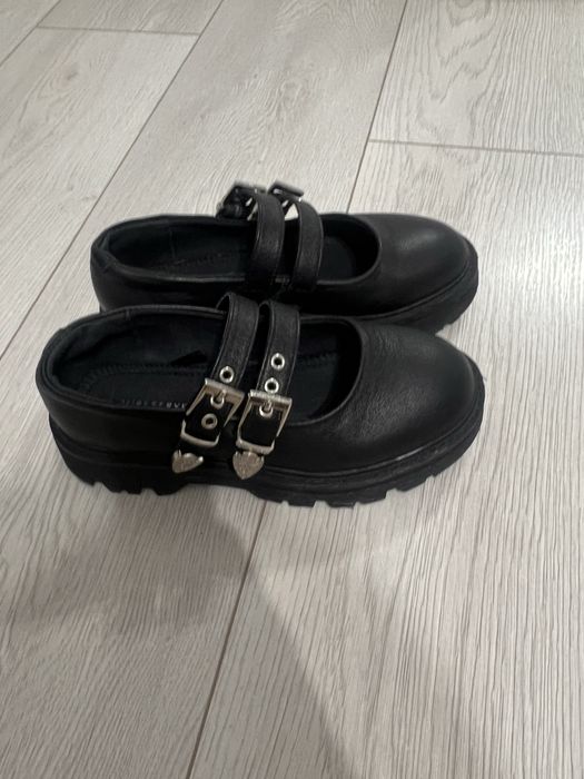 Adidas fete, marimea 32 si pantofi Reserved, m.32