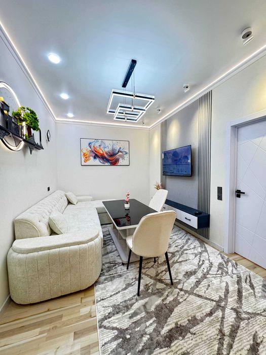 СРОЧНАЯ Продажа Шикарной квартиры  Новостройке на Чиланзаре А-03