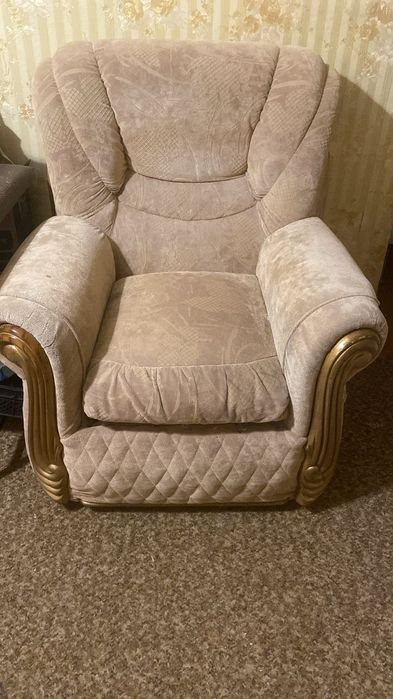 Кресло 2кресла в хорошем состоянии ,