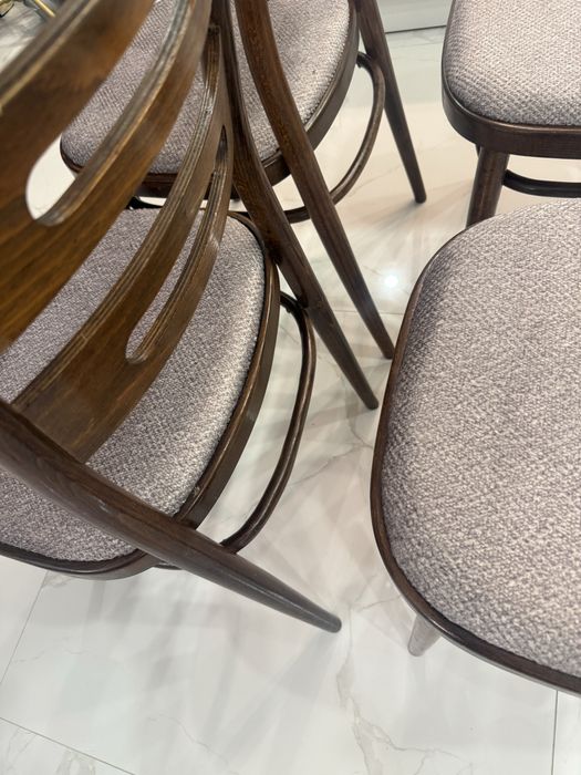 Стулья 4 штуки все 34000