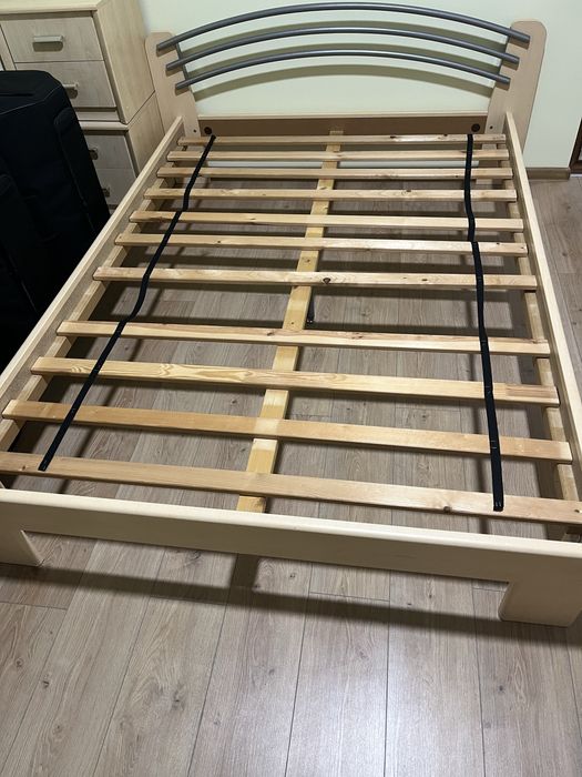 Спалня легло 140/200