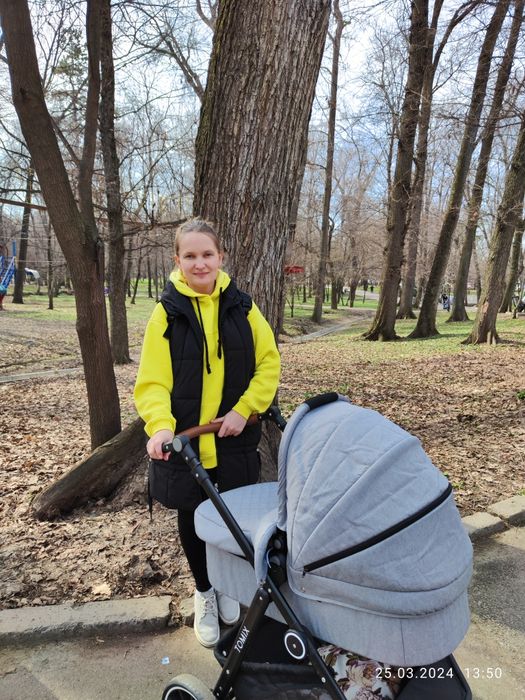 Продам коляску 2 в 1 TOMIX