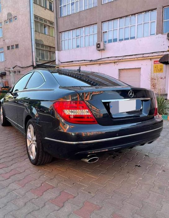 MERCEDES-BENZ C-Class 2012 — imagine 3