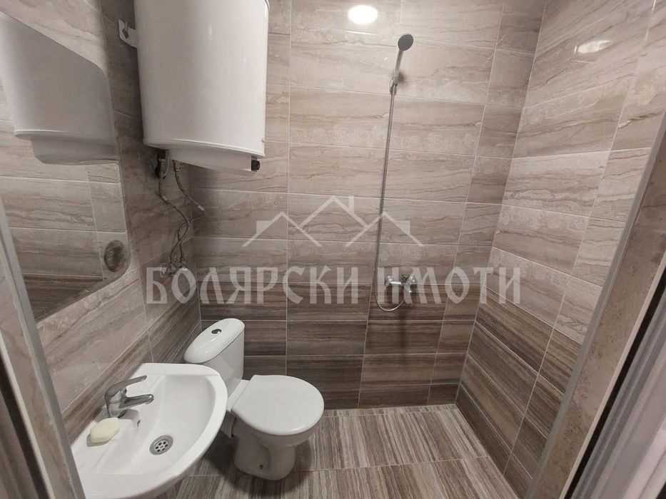 Дава се под наем Тристаен апартамент в Велико Търново, Бузлуджа - 65 кв.м за 357 € - Снимка #5