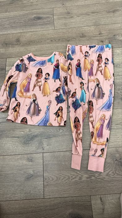 Детская одежвда для девочек