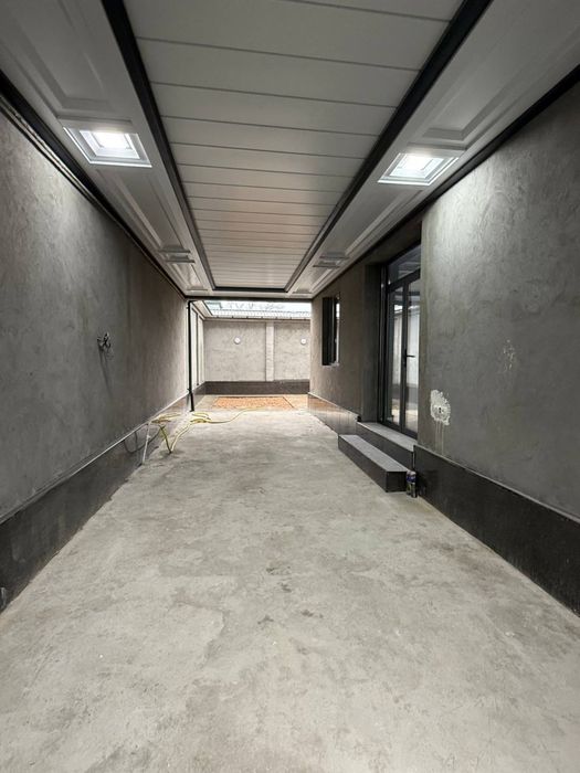 Уй сотилади уч  икки сотих