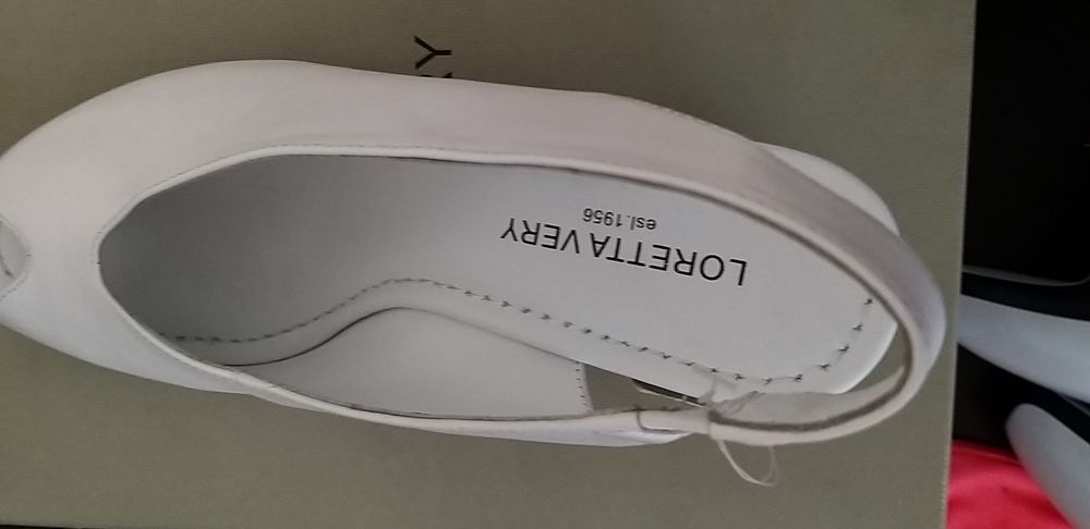 Босоножки кожа 38 р