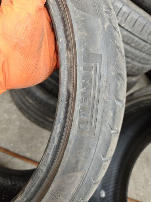 225/40/19 Pirelli P Zero