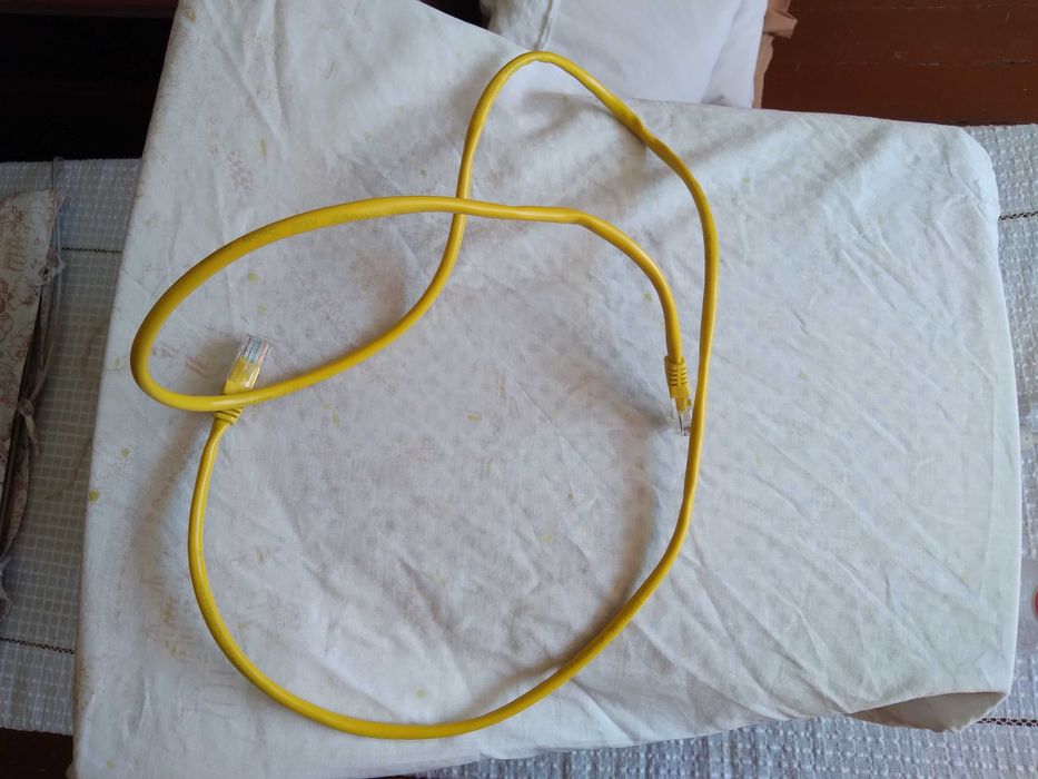 Кабел RG 45 1 метър