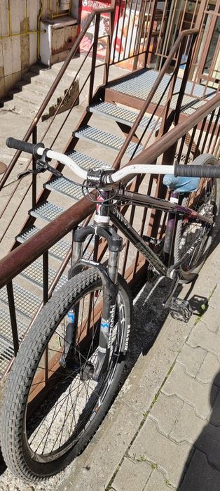 Specialized dirt jumper p1