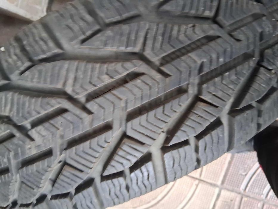 Гуми 205/65 15 с джанти