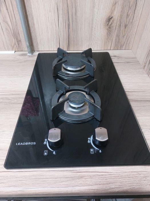 Варочная поверхность, электроподжиг, новая, 18000.