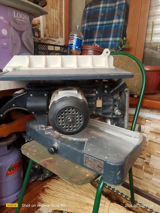 Угла Рез акфа сотилади