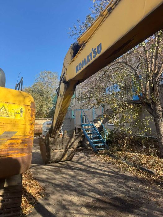 Экскаваторы KOMATSU