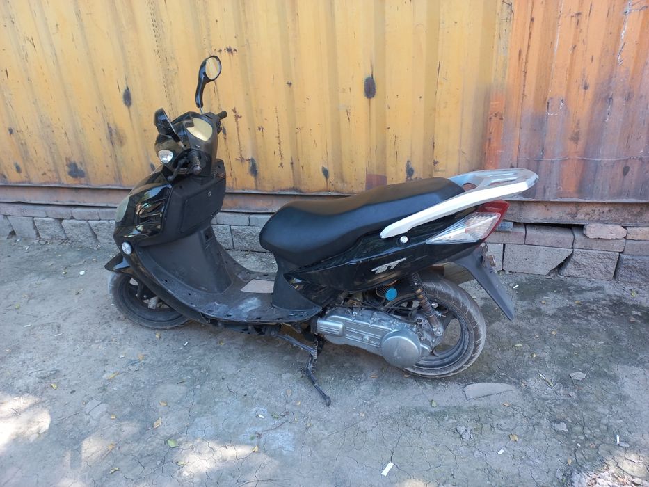 Продам скутер(мопед)