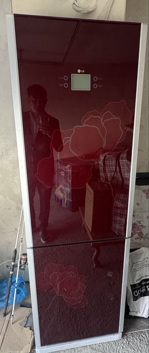 Буу холодильник отлично работает