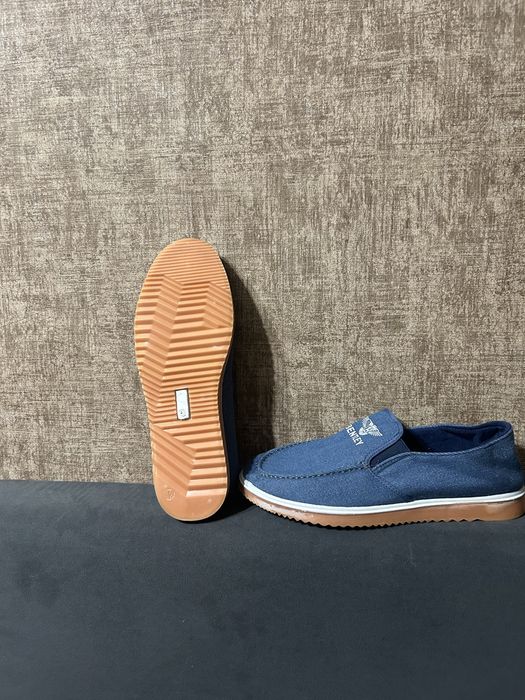 Продам женскую обувь