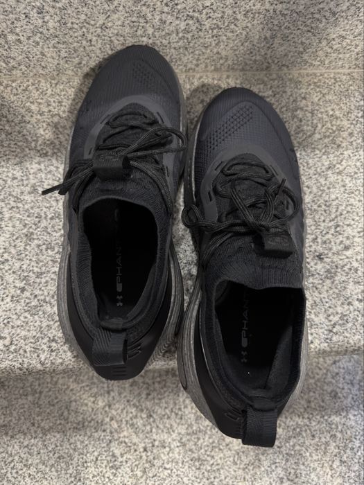Under Armour phantom 4