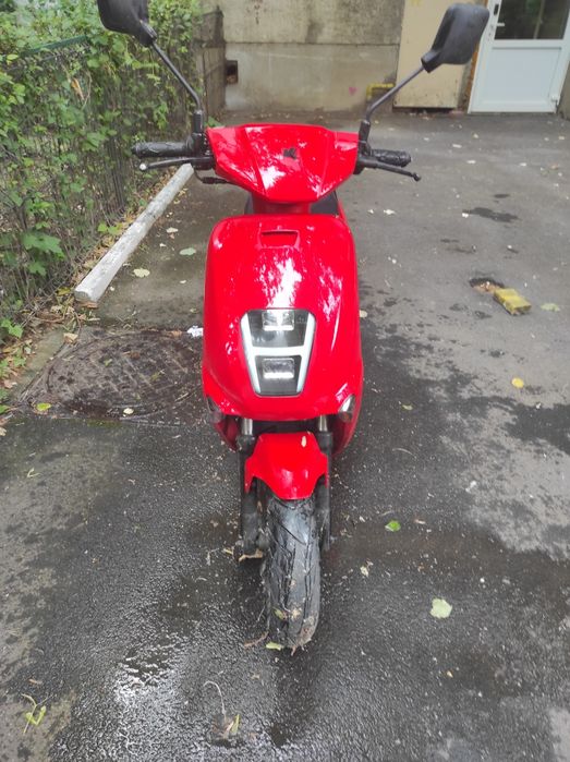 Scuter Romet 727 s