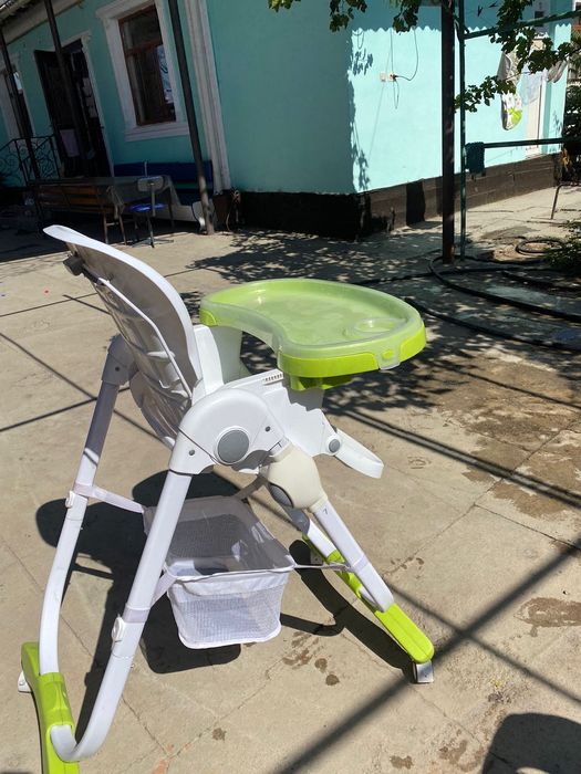 Детский стульчик для кормления