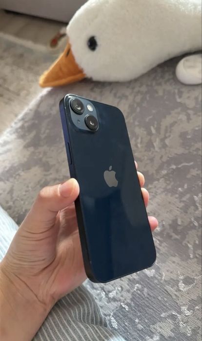 Срочно продам Айфон 13
