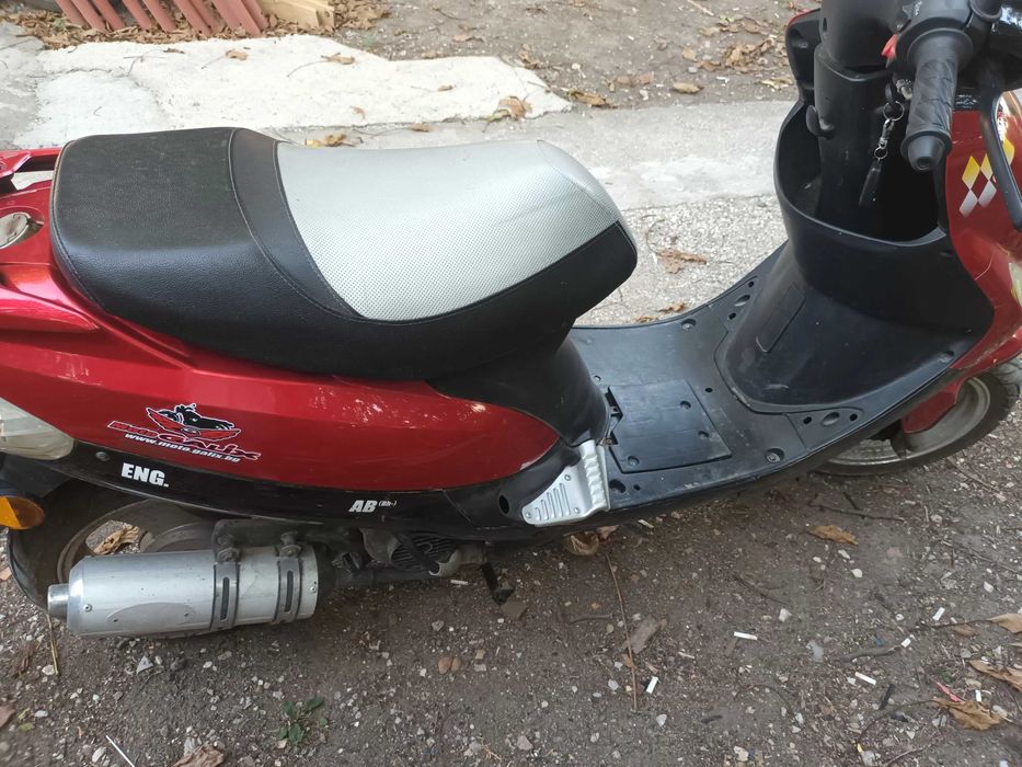 4тактов скутер регистриран