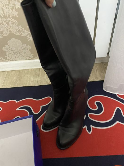 Продам демисезонные сапоги