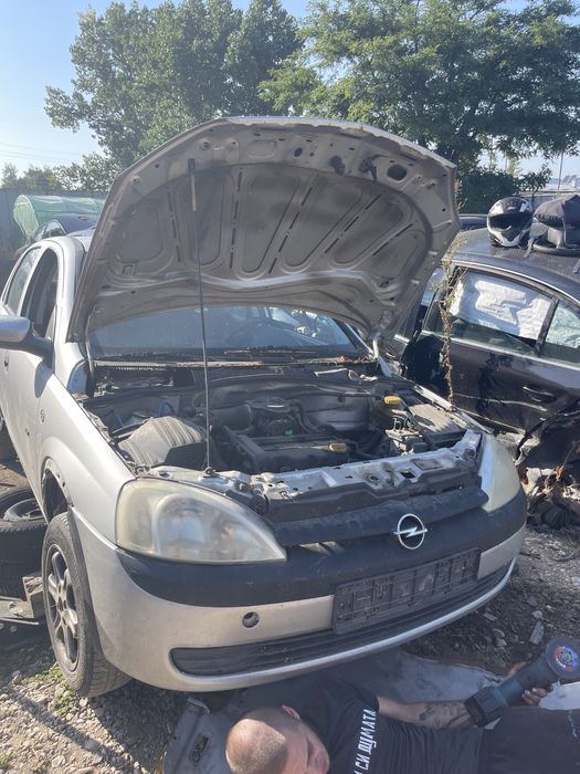 Опел корса ц на части 1.2 opel corsa c na chasti